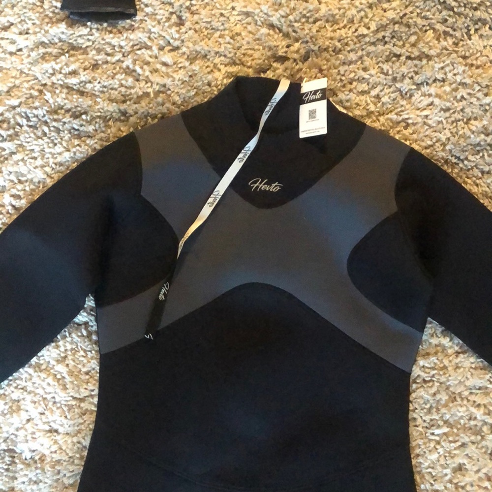 Diving suit - Picture 3 of 4